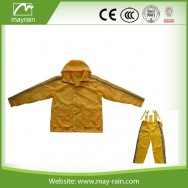 S104 mens rain suit