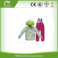 kids rainsuit E15