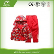 kids rainsuit E24