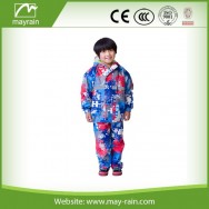kids rainsuit E36