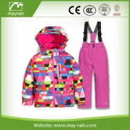 kids rainsuit E38