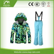 kids rainsuit E47