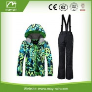 kids rainsuit E50